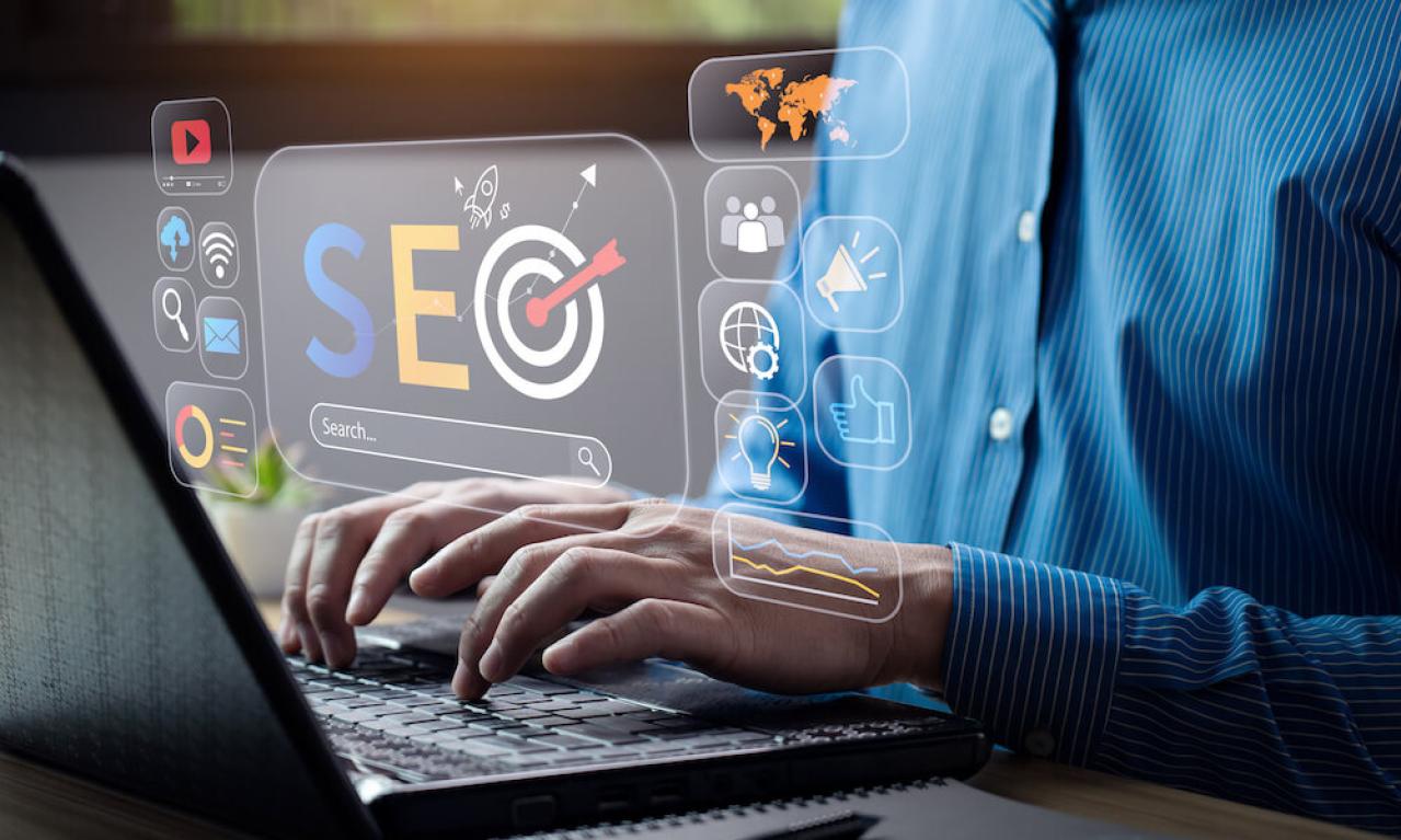 SEOとMEOの違いをわかりやすく解説｜対策方法や費用相場も！