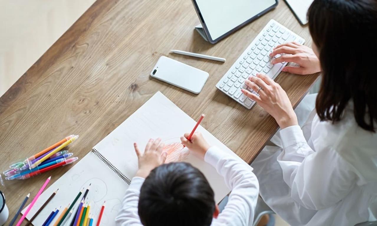 在宅育児でWebライターはできる？在宅育児中のママライターが実際の働き方を解説
